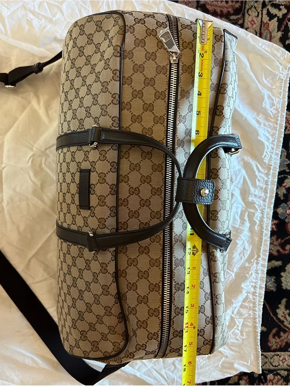 Unisex Gucci Beige GG Supreme Canvas Weekender with Dark Brown Trim made Italy
